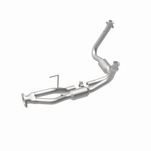 Load image into Gallery viewer, MagnaFlow Exhaust Products 24473 HM Grade Direct-Fit Catalytic Converter for Select Jeep Commander, Jeep Grand Cherokee