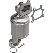 Load image into Gallery viewer, MagnaFlow Exhaust Products 5551741 California CARB Manifold Catalytic Converter for Select Saturn Vue
