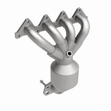 Load image into Gallery viewer, MagnaFlow Exhaust Products 51321 OEM Grade Manifold Catalytic Converter for Select Hyundai Accent, Kia Rio, Kia Rio5