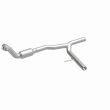 Load image into Gallery viewer, MagnaFlow Exhaust Products 5451154 California CARB Direct-Fit Catalytic Converter for Select Ford F-150