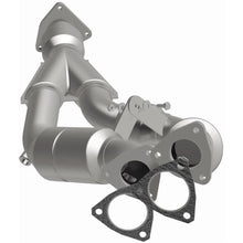 Load image into Gallery viewer, MagnaFlow Exhaust Products 24349 HM Grade Direct-Fit Catalytic Converter for Select Porsche Cayenne, Volkswagen Touareg