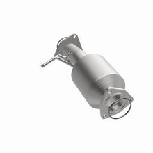 Load image into Gallery viewer, MagnaFlow Exhaust Products 21-293 OEM Grade Direct-Fit Catalytic Converter for Select Honda CR-V