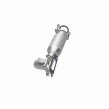 Load image into Gallery viewer, MagnaFlow Exhaust Products 551547 California CARB Direct-Fit Catalytic Converter for Select Cadillac CTS