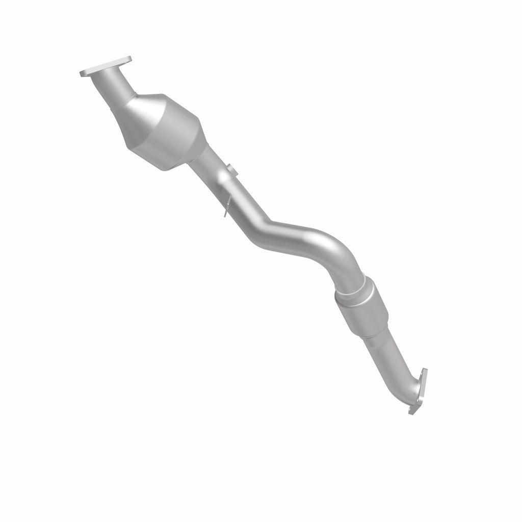 MagnaFlow Exhaust Products 5582586 California CARB Direct-Fit Catalytic Converter for Select Audi Q7, Volkswagen Touareg