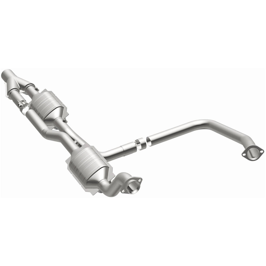 MagnaFlow Exhaust Products 51358 OEM Grade Direct-Fit Catalytic Converter for Select Dodge Ram 2500, Dodge Ram
