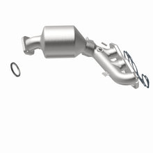 Load image into Gallery viewer, MagnaFlow Exhaust Products 52580 OEM Grade Manifold Catalytic Converter for Select Toyota Avalon, Toyota Venza