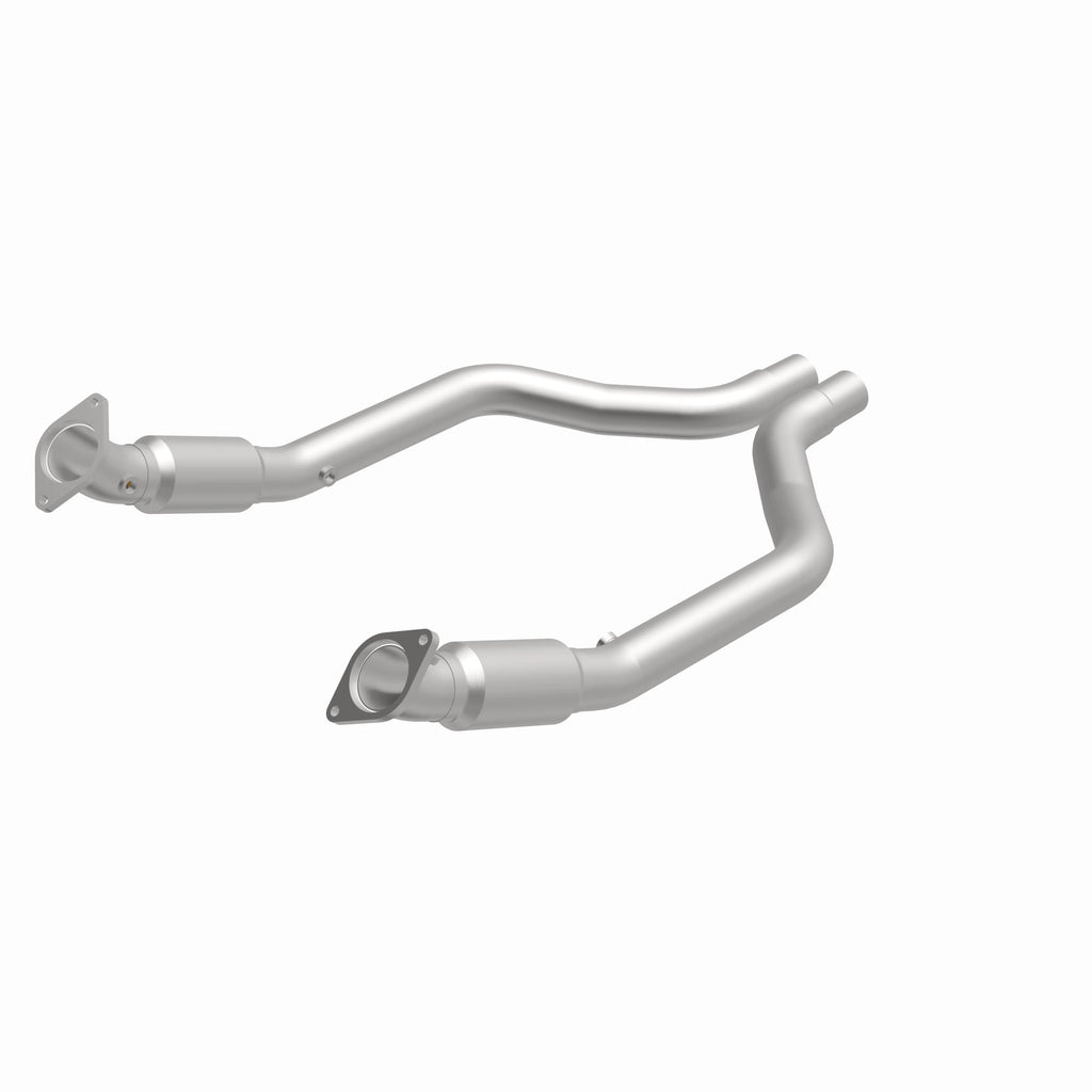 MagnaFlow Exhaust Products 16420 OEM Grade Direct-Fit Catalytic Converter for Select Chrysler 300, Dodge Challenger, Dodge Charger, Dodge Magnum