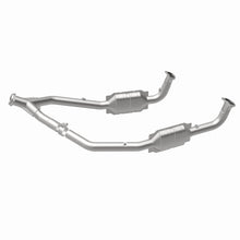 Load image into Gallery viewer, MagnaFlow Exhaust Products 93689 HM Grade Direct-Fit Catalytic Converter for Select Land Rover Discovery
