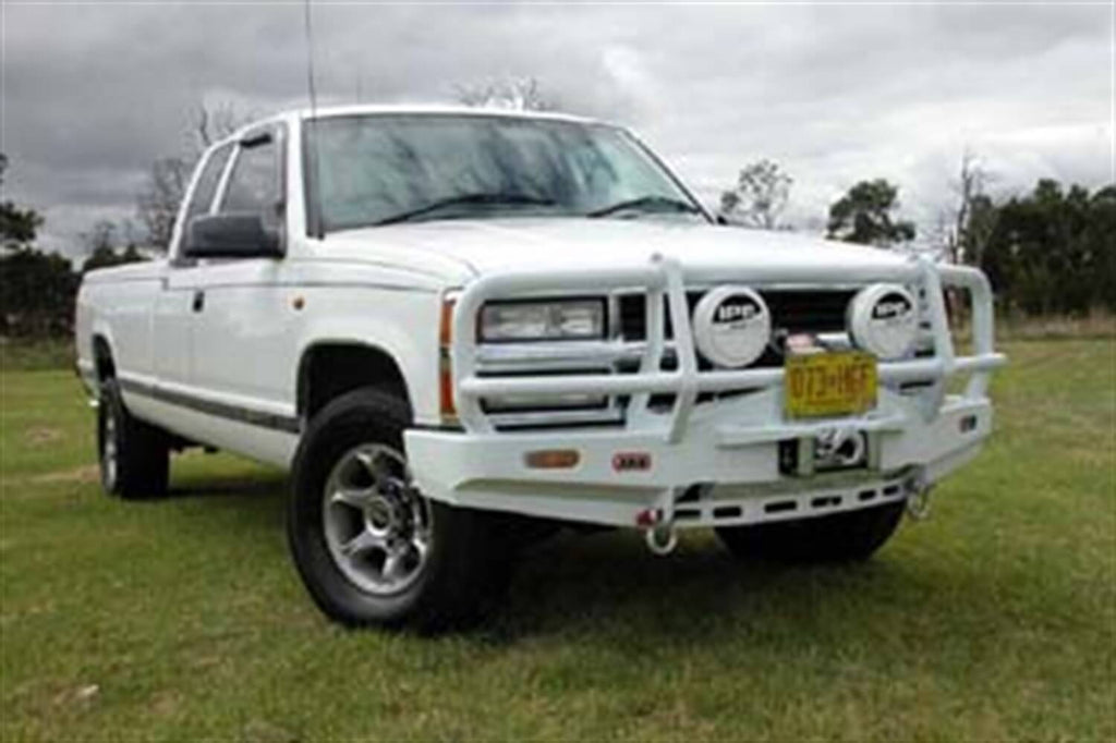 ARB 3462030 Combination Bumper for Select Chevrolet C1500, Chevrolet C1500 Suburban, Chevrolet C2500, Chevrolet C3500, Chevrolet K1500, Chevrolet K1500 Suburban, Chevrolet K2500, Chevrolet K3500, Chevrolet R2500, Chevrolet R3500, Chevrolet Tahoe,