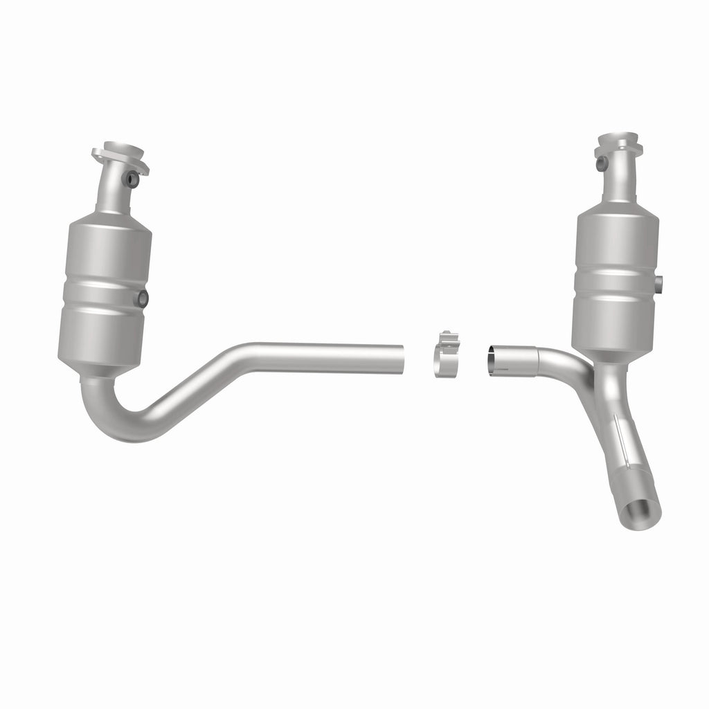 MagnaFlow Exhaust Products 49849 OEM Grade Direct-Fit Catalytic Converter for Select Dodge Dakota, Mitsubishi Raider