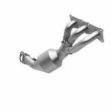 Load image into Gallery viewer, MagnaFlow Exhaust Products 49775 OEM Grade Manifold Catalytic Converter for Select BMW 525i, BMW 525xi, BMW 530i, BMW 530xi