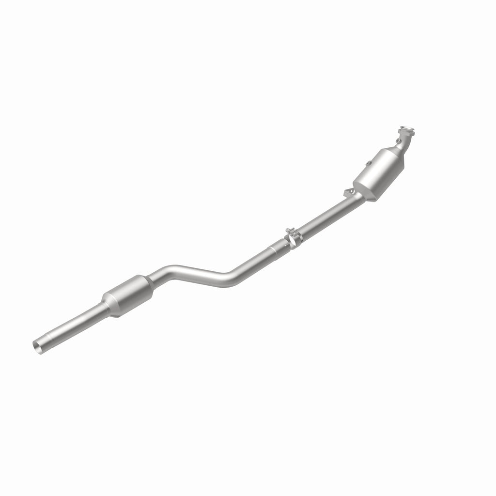 MagnaFlow Exhaust Products 21-437 OEM Grade Direct-Fit Catalytic Converter for Select Mercedes-Benz C300, Mercedes-Benz C350, Mercedes-Benz E350