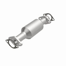 Load image into Gallery viewer, MagnaFlow Exhaust Products 3391619 California CARB Direct-Fit Catalytic Converter for Select Suzuki Sidekick