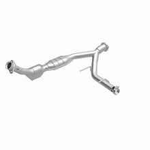 Load image into Gallery viewer, MagnaFlow Exhaust Products 24414 HM Grade Direct-Fit Catalytic Converter for Select Ford Expedition