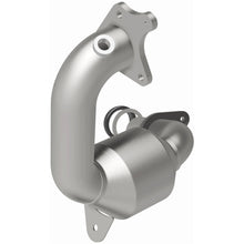 Load image into Gallery viewer, MagnaFlow Exhaust Products 52438 OEM Grade Direct-Fit Catalytic Converter for Select Nissan Juke, Nissan Sentra