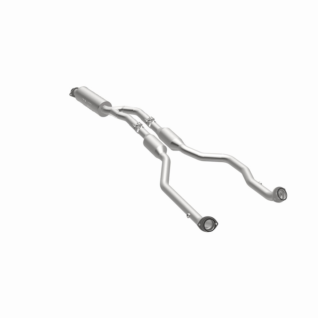 MagnaFlow Exhaust Products 5571071 California CARB Direct-Fit Catalytic Converter for Select Lexus IS250