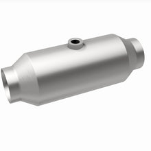 Load image into Gallery viewer, MagnaFlow Exhaust Products 4651356 California CARB Universal Catalytic Converter for Select Ford Expedition, Ford F-150, Lincoln Mark LT, Lincoln Navigator