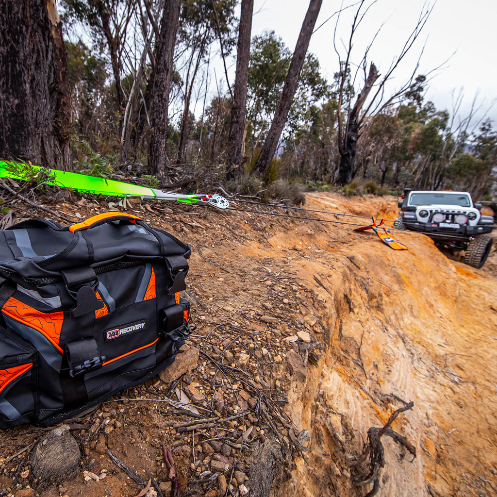 ~(35-Lbs.-20X12x12)~-Arb-Premium-Recovery-Kit;-Includes-Heavy-Duty-Pvc-Recovery-Bag-17-600Lbs-Snatch-Strap-Tree-Trunk-Protector-Winch-Extension-Strap-Shackles-Gloves-Snatch-Block-And-Recovery-Damper