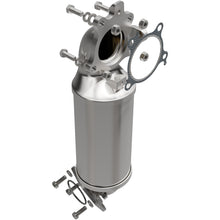 Load image into Gallery viewer, MagnaFlow Exhaust Products 280765 OEM Grade Direct-Fit Catalytic Converter for Select Honda CR-V