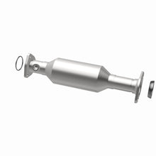Load image into Gallery viewer, MagnaFlow Exhaust Products 4481617 California CARB Direct-Fit Catalytic Converter for Select Honda CR-V