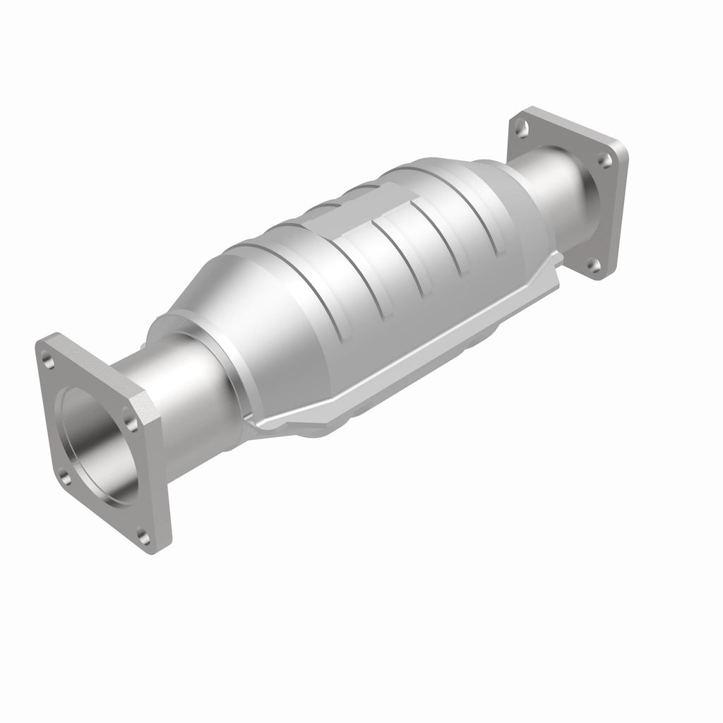 MagnaFlow Exhaust Products 23650 Standard Grade Direct-Fit Catalytic Converter for Select Geo Storm, Isuzu Impulse