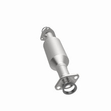 Load image into Gallery viewer, MagnaFlow Exhaust Products 4481617 California CARB Direct-Fit Catalytic Converter for Select Honda CR-V