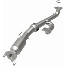Load image into Gallery viewer, MagnaFlow Exhaust Products 5592282 California CARB Direct-Fit Catalytic Converter for Select Honda Odyssey