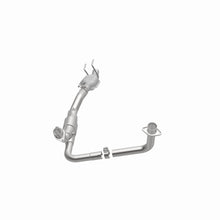 Load image into Gallery viewer, MagnaFlow Exhaust Products 93423 Standard Grade Direct-Fit Catalytic Converter for Select Ford E-150 Econoline, Ford E-150 Econoline Club Wagon