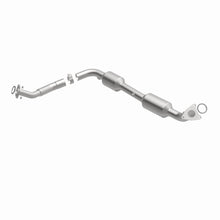 Load image into Gallery viewer, MagnaFlow Exhaust Products 5481625 California CARB Direct-Fit Catalytic Converter for Select Toyota Tundra