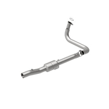 Load image into Gallery viewer, MagnaFlow Exhaust Products 4551642 California CARB Direct-Fit Catalytic Converter for Select Chevrolet Silverado HD, Chevrolet Silverado HD Classic, Chevrolet Silverado 3500, Chevrolet Silverado Classic, GMC Sierra HD, GMC Sierra HD Classic, GMC Sierra