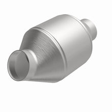 Load image into Gallery viewer, MagnaFlow Exhaust Products 51775 OEM Grade Universal Catalytic Converter for Select Audi Q7, Ford Five Hundred, Ford Freestyle, Mazda MX-5 Miata, Mercury Montego, Volkswagen Touareg