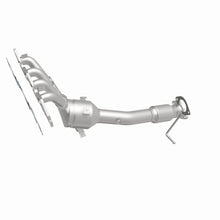 Load image into Gallery viewer, MagnaFlow Exhaust Products 5631995 California CARB Manifold Catalytic Converter for Select Mazda 3