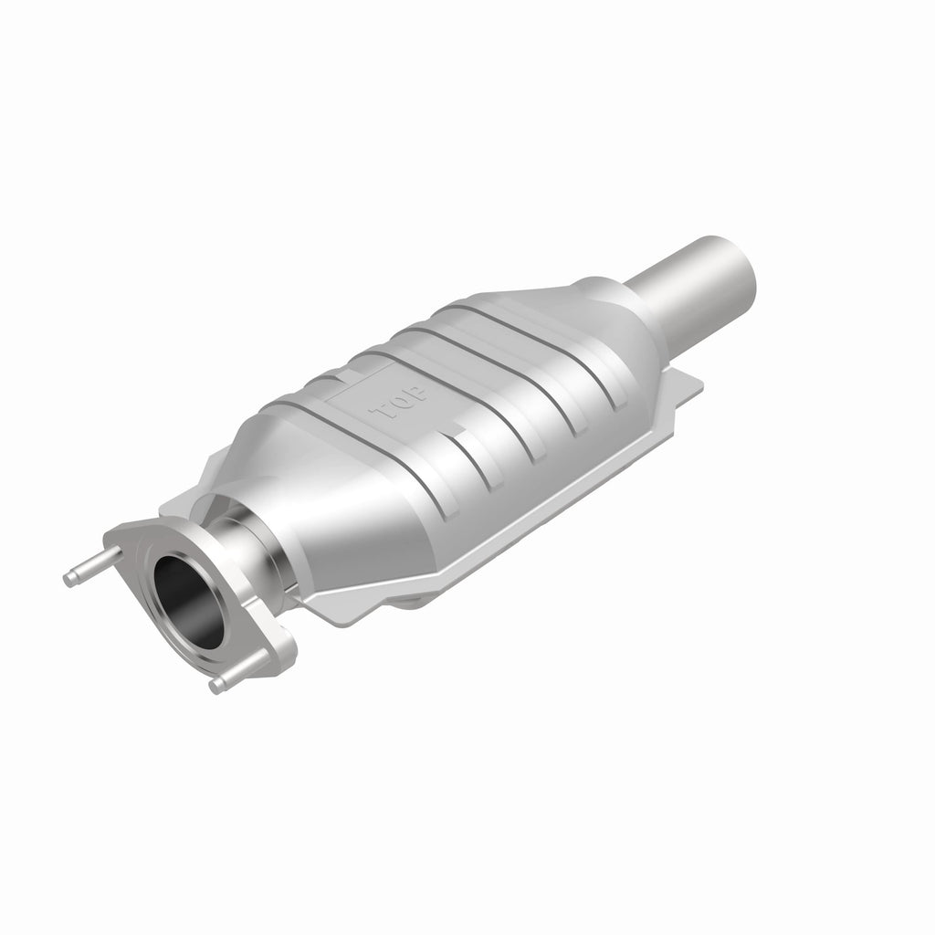 MagnaFlow Exhaust Products 49981 OEM Grade Direct-Fit Catalytic Converter for Select Ford Fusion, Lincoln Zephyr, Mercury Milan