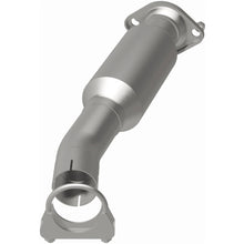 Load image into Gallery viewer, MagnaFlow Exhaust Products 5592099 California CARB Direct-Fit Catalytic Converter for Select Toyota Sienna