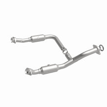 Load image into Gallery viewer, MagnaFlow Exhaust Products 93627 HM Grade Direct-Fit Catalytic Converter for Select Ford Explorer, Ford Explorer Sport Trac, Mercury Mountaineer