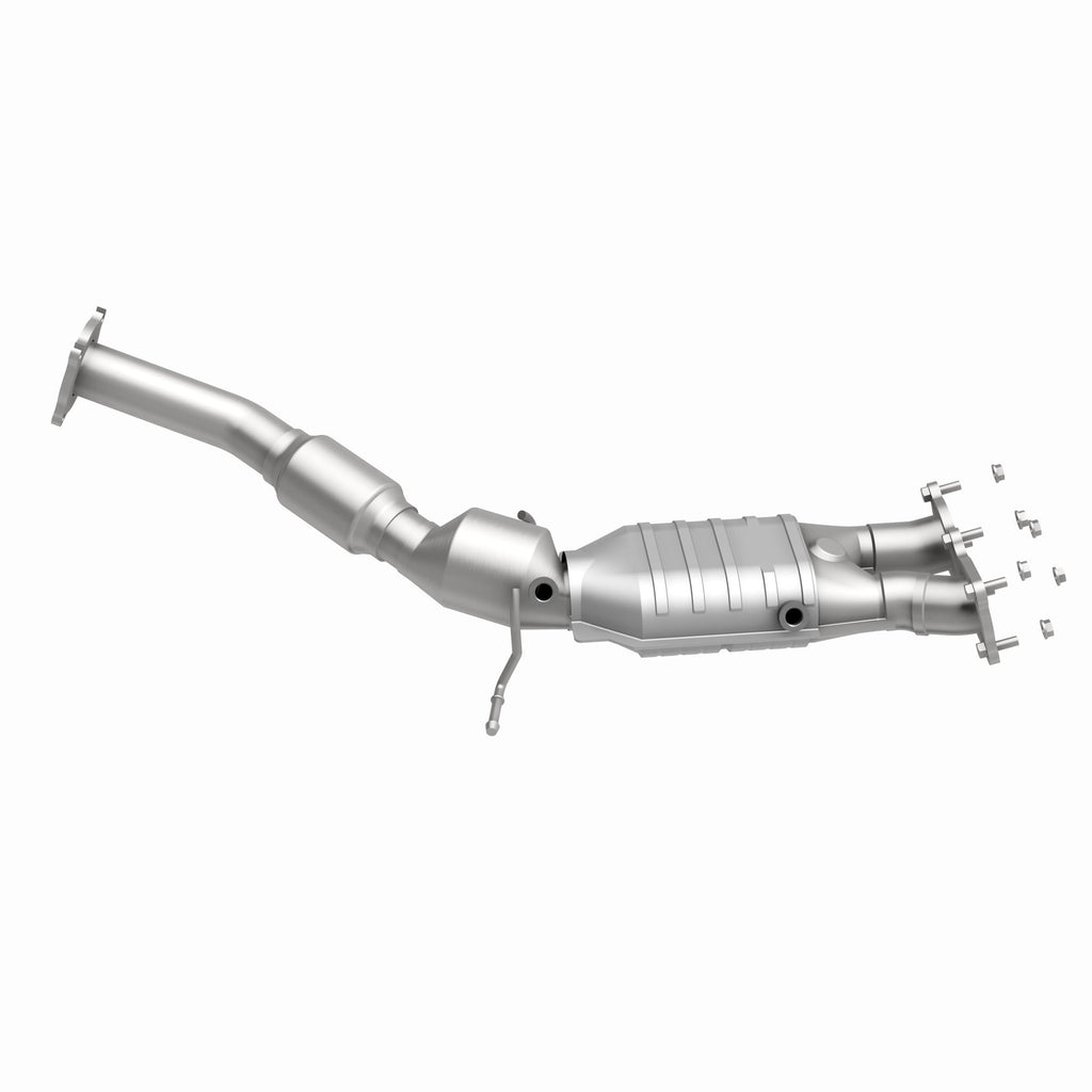 MagnaFlow Exhaust Products 51691 OEM Grade Direct-Fit Catalytic Converter for Select Volvo XC60