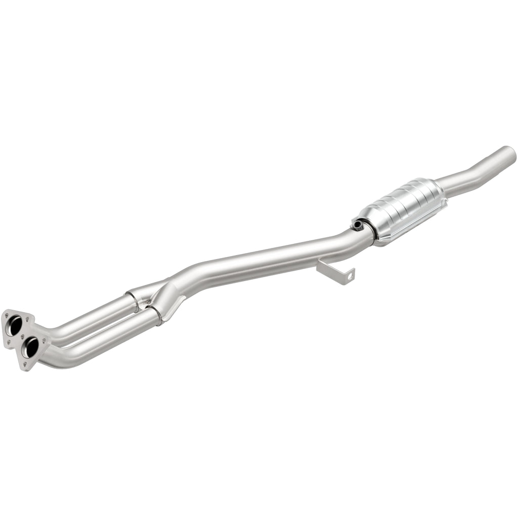 MagnaFlow Exhaust Products 93685 Standard Grade Direct-Fit Catalytic Converter for Select BMW 850CSi, BMW 850Ci, BMW 850i