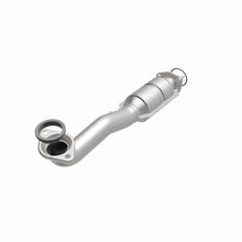 Load image into Gallery viewer, MagnaFlow Exhaust Products 51783 OEM Grade Direct-Fit Catalytic Converter for Select Honda CR-V