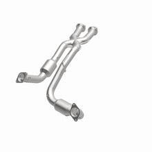 Load image into Gallery viewer, MagnaFlow Exhaust Products 49046 OEM Grade Direct-Fit Catalytic Converter for Select Jeep Grand Cherokee