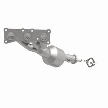 Load image into Gallery viewer, MagnaFlow Exhaust Products 5531719 California CARB Manifold Catalytic Converter for Select BMW Z4