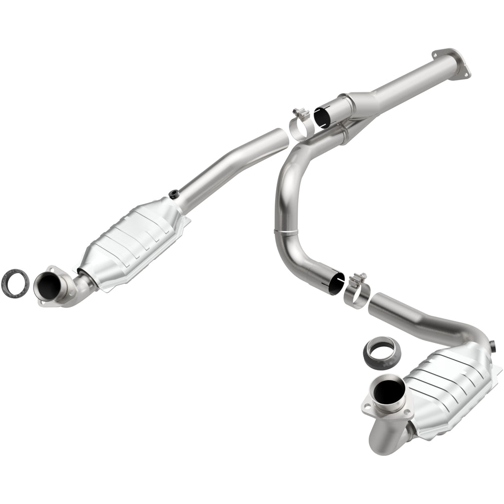 MagnaFlow Exhaust Products 51510 OEM Grade Direct-Fit Catalytic Converter for Select Chevrolet Express 1500, GMC Savana