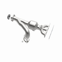 Load image into Gallery viewer, MagnaFlow Exhaust Products 51763 OEM Grade Manifold Catalytic Converter for Select Mitsubishi Endeavor