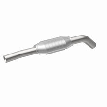 Load image into Gallery viewer, MagnaFlow Exhaust Products 3391290 California CARB Direct-Fit Catalytic Converter for Select Dodge B150, Dodge B250, Dodge B350