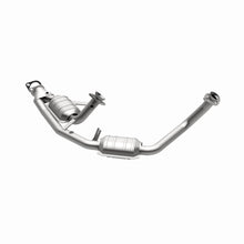 Load image into Gallery viewer, MagnaFlow Exhaust Products 23523 HM Grade Direct-Fit Catalytic Converter for Select Ford Taurus, Mercury Sable