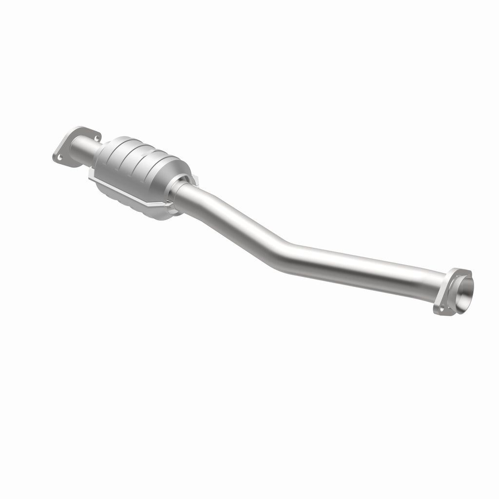 MagnaFlow Exhaust Products 49113 OEM Grade Direct-Fit Catalytic Converter for Select Suzuki Esteem
