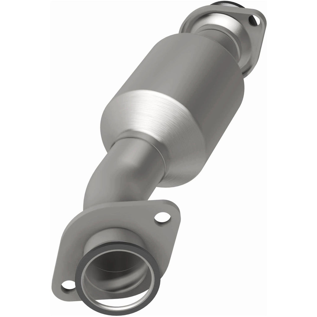 MagnaFlow Exhaust Products 280095 OEM Grade Direct-Fit Catalytic Converter for Select Toyota Sienna