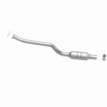 Load image into Gallery viewer, MagnaFlow Exhaust Products 51375 OEM Grade Direct-Fit Catalytic Converter for Select BMW 525i, BMW 525xi, BMW 528i, BMW 528i xDrive, BMW 528xi, BMW 530i, BMW 530xi