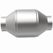Load image into Gallery viewer, MagnaFlow Exhaust Products 51656 OEM Grade Universal Catalytic Converter for Select Acura MDX, Acura RDX, Acura RLX, Acura TL, Acura TSX, Acura ZDX, Audi A3, Audi Q7, Cadillac CT6, Cadillac Escalade, Cadillac Escalade ESV, Cadillac Escalade EXT,