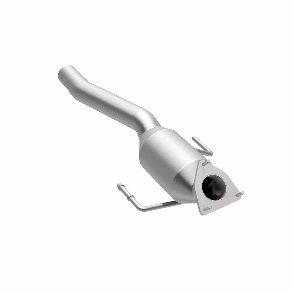 MagnaFlow Exhaust Products 24186 HM Grade Direct-Fit Catalytic Converter for Select Volkswagen Touareg