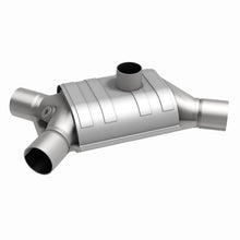 Load image into Gallery viewer, MagnaFlow Exhaust Products 337002 California CARB Universal Catalytic Converter for Select Subaru DL, Subaru GL, Subaru GL-10, Subaru Legacy, Subaru Loyale, Subaru Standard, Subaru XT